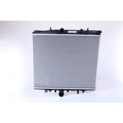 Abbildung von NISSENS 63695A Kühler, Motorkühlung Aluminium 465 549 26 Kühlrippen mechanisch gefügt, gelötet CITROËN: C8, Jumpy II Kastenwagen