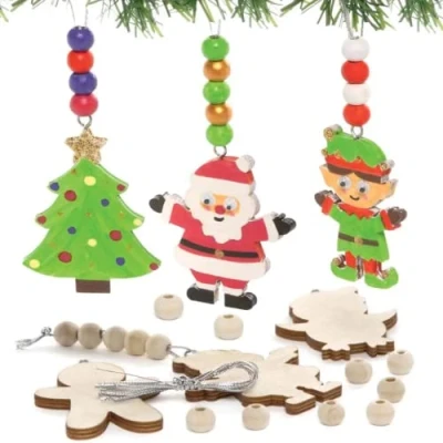Abbildung von Baker Ross FC194 Weihnachtbaum Dekoration Bastelsets aus Holz 6er Pack, Basteln mit Holzperlen für Kinder, Weihnachts Holzbastelset, Kindern an Weihnachten, Silver