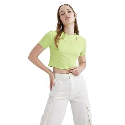 Abbildung von DeFacto Women&#039;s B0688AX T Shirt, LT.Green, M