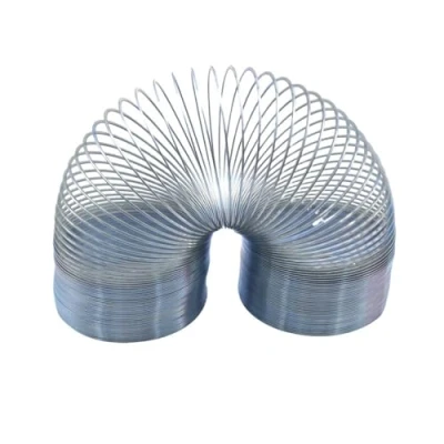 Abbildung von Silberne große magische Regenbogen Metall Slinkys Feder. Klassische Giant Originals Walking Steel Slinky Spiralfeder