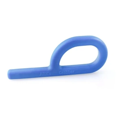 Abbildung von ARK® Grabber Standard in glatt oder texturiert mit einfacher Handhabung für Kinder durch Schlaufenform inkl. ATC Pflegeanleitung Kiefermotorik, Beißblock, Kauen, Zahnen (glatt, fest königsblau)