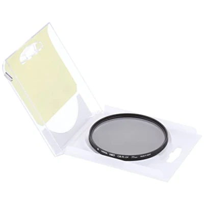 Abbildung von Hoya HRT Polarisationsfilter und UV Beschichtung 77 mm