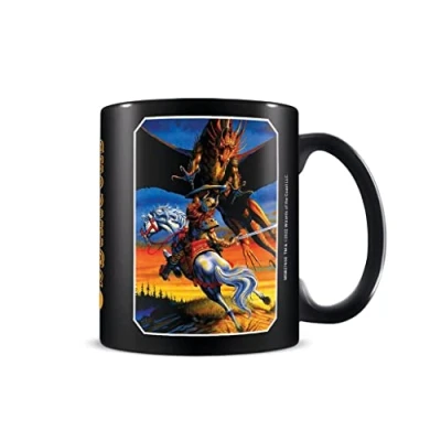 Abbildung von Pyramid International Dungeons and Dragons Tasse (Dragon Slayer Design) 325 ml schwarze Keramiktasse, Kaffeetasse &amp; Dungeon Geschenke Offizielles Merchandise