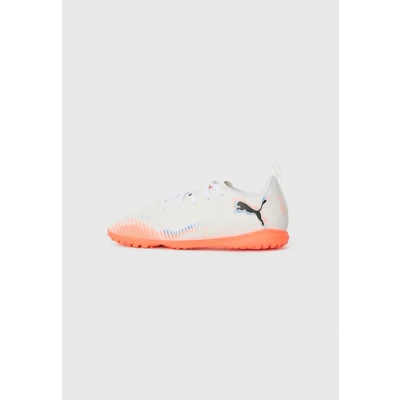 Abbildung von Puma Future 8 Unisex Fußballschuh Halle für Kinder, Größe: 33, White/black/glowing red Schuhe