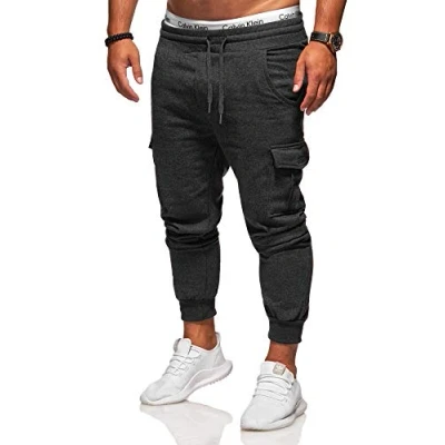 Abbildung von behype Sweathose &quot;Combat&quot;, mit modernen Cargo Taschen