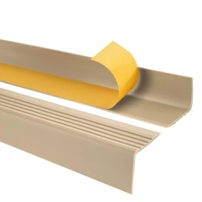 Abbildung von Quest Treppenkantenprofil Selbstklebend PVC Kunststoff Treppen Kantenschutz 50x42mm, beige, 180cm