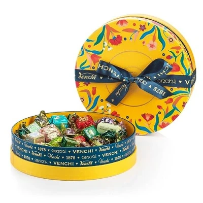 Abbildung von Venchi Murrine Kollektion Blaue Hutschachtel mit sortierten Pralinen, 704 g Glutenfrei Geschenkidee