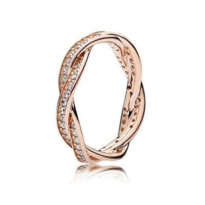 Abbildung von PANDORA Sparkling Twisted Lines Ring in Roségold mit 14 Karat rosévergoldete Metalllegierung und Cubic Zirkonia Timeless Collection, Größe 58