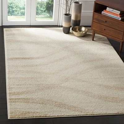 Abbildung von SAFAVIEH Distressed Teppich für Wohnzimmer, Esszimmer, Schlafzimmer Adirondack Collection, Kurzer Flor, Silber und Elfenbein, 91 X 152 cm