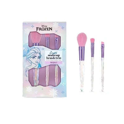 Abbildung von Mad Beauty Disney Frozen Elsa Icy Touch Kosmetikpinsel Trio, 10 Jahre Filmjubiläum, drei Make up Pinsel Kosmetik &amp; Selbstpflege Geschenke