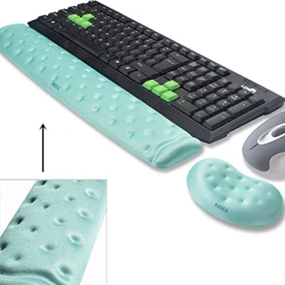 Abbildung von BRILA Handballenauflage Ergonomisch Memory Schaum Handgelenkstütze für PC Gaming Computer Laptop Arbeit Massieren von Löchern Design Wrist rest (Aquamarine Mouse Rest)