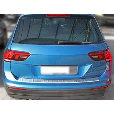 Abbildung von RECAMBO Ladekantenschutz für VW TIGUAN II und ALLSPACE, ab BJ 2016 Stoßstangenschutz, V2A rostfrei, Exklusive Optik, praktischer Schutz &amp; perfekte Passform