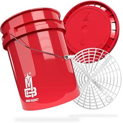 Abbildung von MAGIC BUCKET Auto Handwäsche Bundle Wascheimer Mit passendem Eimer Deckel 5 US GALLONEN ca. 20 Liter Grit Guard Eimereinsatz Schmutzsieb Waschset Rot/Weiß