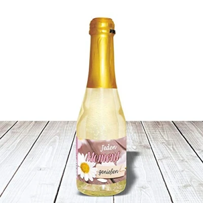 Abbildung von Piccolo Liebe Grüße Beerenperlwein 0,2 l Sekt halbtrocken prickelnd freischer Fruchtsecco Perlwein aus weißen Beeren (Piccolo: Jeden Moment genießen )