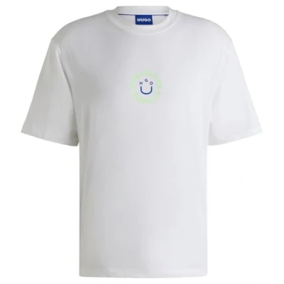 Abbildung von HUGO Napoka Tshirt print, Herren, Größe: Medium, White