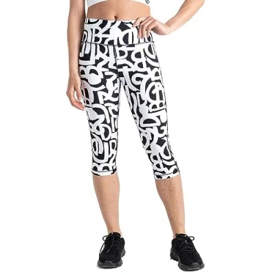 Abbildung von Dare 2b Damen Influential 3/4 Leggings, Schwarz Weiß Graffiti, 38