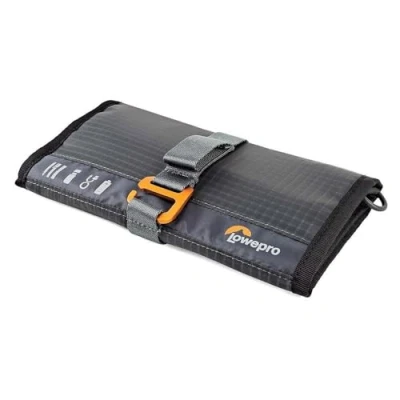 Abbildung von Lowepro GearUp Wrap, Travel Essentials Case, Reisetasche für Kabel, Adapter, Akkus und USB Sticks, SD Tasche, Smartphone Zubehörtasche, Hergestellt aus Recyclingmaterial, Grau