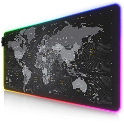 Abbildung von CSL Computer XXL RGB Gaming Mauspad LED Schreibtischunterlage 900 x 400 mm Übergröße Multi Color 11 Beleuchtungsmodi 7 Farben plus 4 Effektmodi waschbar Weltkarte