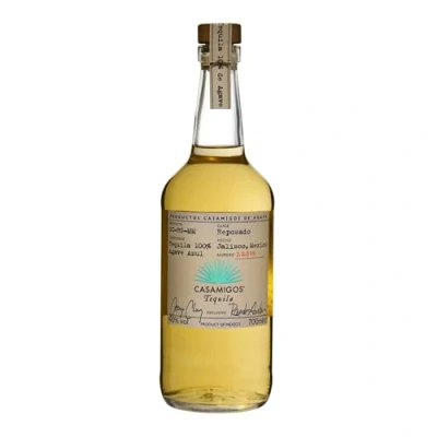Abbildung von Casamigos Reposado Premium Tequila aus 100 Prozent Agave, kreiert von George Clooney und Rande Gerb, handverlesen Mexiko, 40% vol, 700ml Einzelflasch