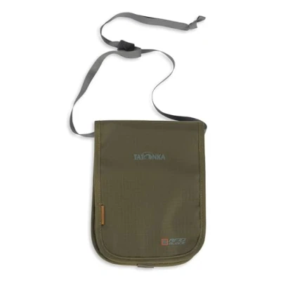 Abbildung von Tatonka Brustbeutel Hang Loose RFID B Geldbeutel zum Umhängen mit Blockierung TÜV geprüft Bietet Platz für mindestens zwei (EU) Reisepässe Schützt vor Datenklau 20 x 14 2 cm Oliv
