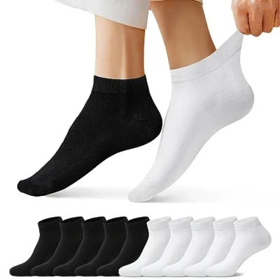 Abbildung von FALARY Sneaker Socken Herren Damen Sneakersocken Kurze 10 Paar Baumwolle Atmungsaktive Halbsocken Unisex (5x Schwarz + 5x Weiß, 39 42)