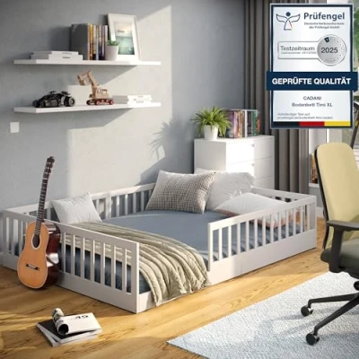 Abbildung von CADANI Kinderbett Timi 140x200 cm weiß (abnehmbarer Rausfallschutz), Bodenbett, einfache Montage, integrierter Lattenrost, Montessori