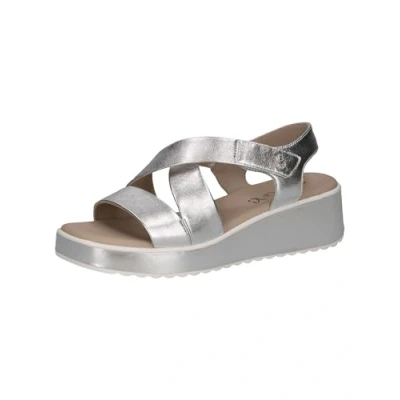 Abbildung von CAPRICE Damen Sandalen mit Keilabsatz aus Leder Wedges, Silber (Silver Metal.), 39 EU