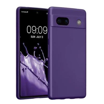 Abbildung von kwmobile Handyhülle kompatibel mit Google Pixel 7a Hülle weiche Silikon Case metallisch schimmernd in Metallic Blauviolett
