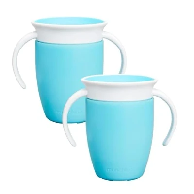 Abbildung von Munchkin Miracle 360 6+ Monate 7oz Baby Trinklernbecher (2er Pack), für Kleinkinder, Trainerbecher, BPA frei, auslaufsicher, spülmaschinenfest, Blau/Blau