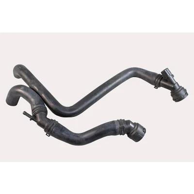 Abbildung von METZGER 2421293 Kühlerschlauch Motorkühler, links VOLKSWAGEN: Golf 4 Schrägheck, Variant, Bora SKODA: Octavia 1 Combi
