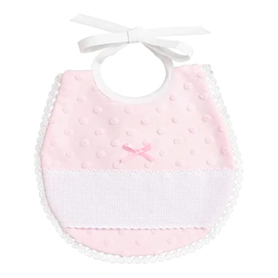 Abbildung von Filet Lätzchen oval aus weichem Stoff mit 3D Effekt Aida Einsatz zum Sticken, Spitze eingefasst, Verschluss Schnürsenkeln, ideal für Babys, hergestellt in Italien, Farbe Rosa