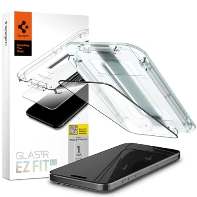 Abbildung von Spigen Glastr EZ Fit HD Displayschutzfolie für iPhone 15 Pro Max, Premium Hartglas, vollständige Abdeckung von Kante zu Kante, 1 Packung