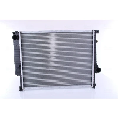 Abbildung von NISSENS 60759A Kühler, Motorkühlung Aluminium 550 429 32 Kühlrippen gelötet BMW: 3 Limousine, Cabrio, Coupe
