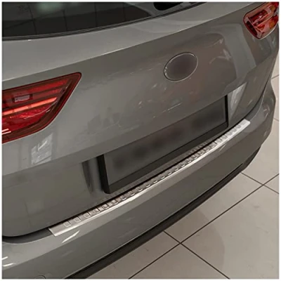 Abbildung von teileplus24 L624 Ladekantenschutz V2A Edelstahl kompatibel mit Kia Ceed 3 Sportswagon/Kombi 2018 Abkantung, Farbe:Silber gebürstet