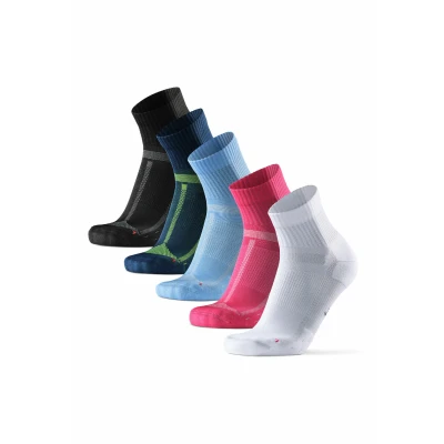 Abbildung von DANISH ENDURANCE 5 Paar Quarter Laufsocken, Technisch, Anti Blasen Polsterung, für Damen &amp; Herren Mehrfarbig (1xSchwarz/Grau, 1xBlau/Gelb, 1xPink, 1xWeiß, 1xHell Blau) 43 47