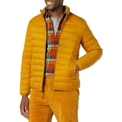 Abbildung von Amazon Essentials Herren Verstaubare, Leichte, Wasserabweisende Pufferjacke (Erhältlich In Big &amp; Tall), Goldgelb, L