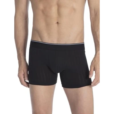 Abbildung von CALIDA Pure &amp; Style Boxershorts Herren, mit maskulinem Nadelzug, stoffüberzogenem Gummibund, atmungsaktiv, schnelltrocknend geruchshemmend