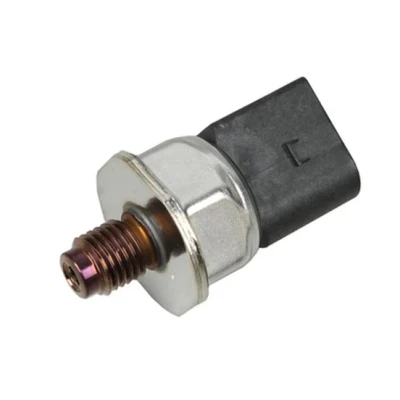Abbildung von METZGER 0906384 Sensor, Kraftstoffdruck Kraftstoffverteilerrohr Hochdruckseite MERCEDES BENZ: E Klasse T modell, C Limousine