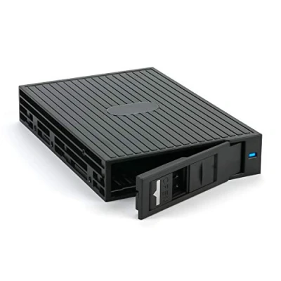 Abbildung von FANTEC 2514 MR 25 SAS I,II + SATA I,II,III Wechselrahmen für eine 2,5&quot; HDD oder SSD in einem 3,5&quot; Einschub. schwarzes Kunststoffgehäuse
