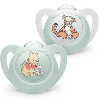 Abbildung von NUK Star Babyschnuller 6 18 Monate Beruhigt 99 % der Babys BPA freie Silikonschnuller Winnie the Pooh Mit Etui 2 Stück