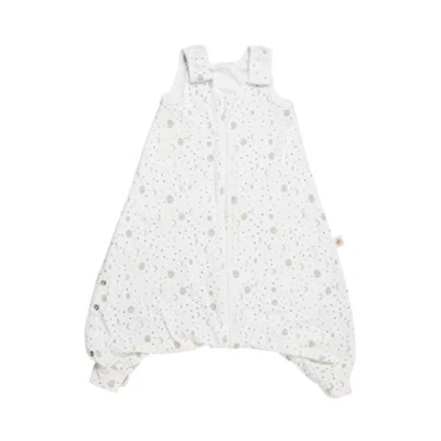 Abbildung von Ergobaby Baby Schlafsack Silver Moons, Ganzjährig mit Füßen und Gurtschlitz, 6 18 Monate 0.5 TOG, Atmungsaktive Baumwolle