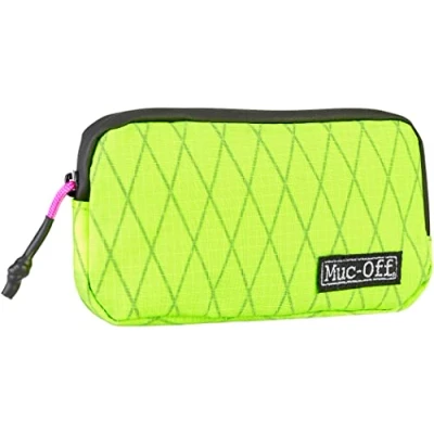 Abbildung von Muc Off Essentials Wasserfeste Tasche Robustes Neon 900D Polyester Wasserabweisende Fahrradtasche Fahrrad Zubehör zur Aufbewahrung von Ersatzschläuchen, Reifenhebern oder Handy