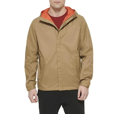 Abbildung von Tommy Hilfiger Herren Men&#039;s Legacy Lightweight Breathable Waterproof Hooded Rain Jacket Regenmantel, Khaki, 3XL