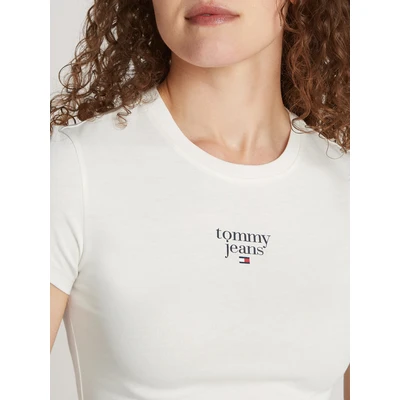 Abbildung von Tommy Jeans SLIM Essential LOGO TEE Tshirt basic, Damen, Größe: 4XL, Ancient white
