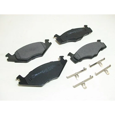 Abbildung von MEYLE 025 208 8715 Bremsbelagsatz ORIGINAL Quality Vorderachse exkl. Verschleißwarnkontakt mit Anti Quietsch Blech VOLKSWAGEN: GOLF 1 Cabriolet