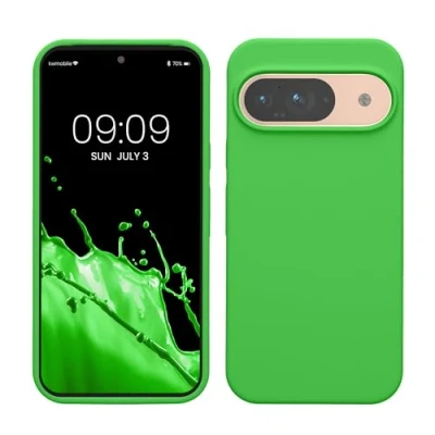 Abbildung von kwmobile Hülle kompatibel mit Google Pixel 9 / Pro Silikon Handy Case Handyhülle weiche Oberfläche kabelloses Laden Limettengrün