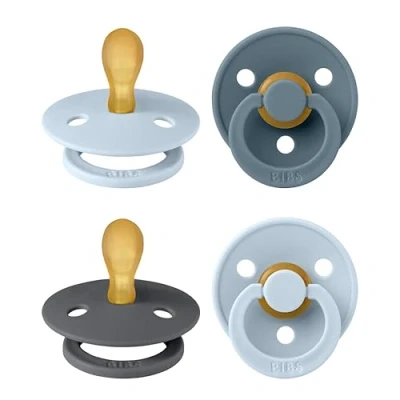 Abbildung von BIBS Colour Symmetrical Schnuller 4er Pack, BPA frei Dummy Schnuller, Symmetrischer Nippel. Naturkautschuk/Latex, Hergestellt in Dänemark. 0 6 Monate (4er Pack), Baby Blue Mix