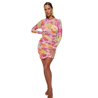 Abbildung von TRENDYOL Damen Women Bodycon Fitted Woven Dress Figurbetontes, gewebtes Kleid, Very Colorful, 38