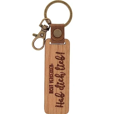 Abbildung von GRUSS &amp; CO Schlüsselanhänger Holz Motiv Lieb Anhänger aus Kirschholz mit Gravur Nicht vergessen Hab dich lieb!, inkl. Karabiner 48331