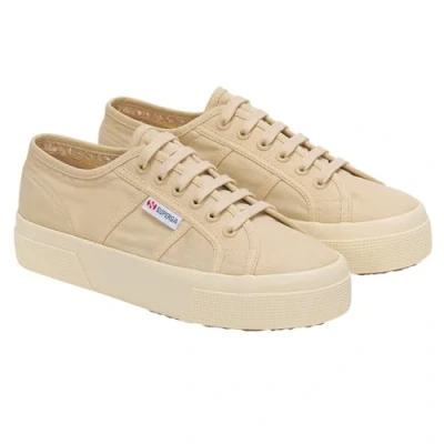 Abbildung von Superga Unisex Erwachsene 2740 Linen Platform Sneaker, Beige, gebrochenes Weiß, 37 EU